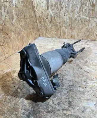 Audi Q7 4L Front air suspension shock absorber 7L8616039
