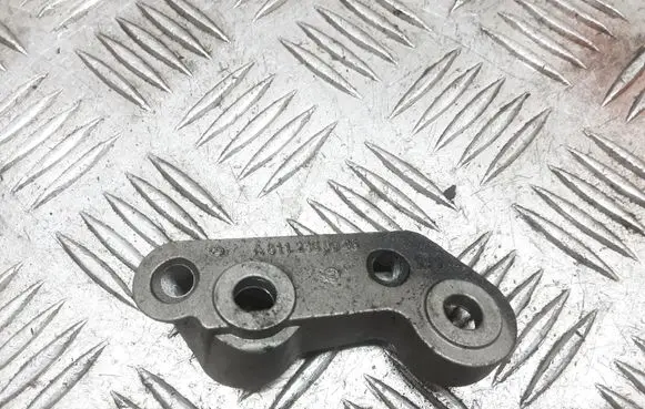 Mercedes-Benz C W203 Engine mounting bracket A6112360045