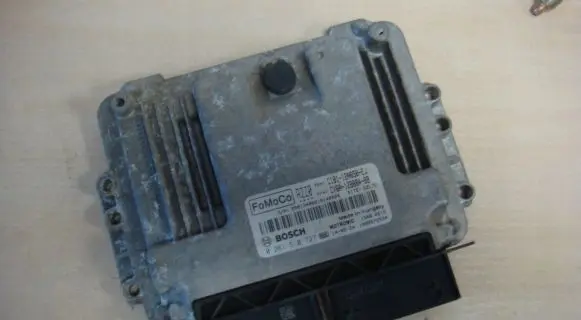 Ford Fiesta Engine control unit/module C1B112A650EJ