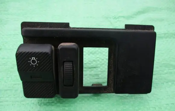 Volkswagen Transporter - Caravelle T4 Headlight level height control switch