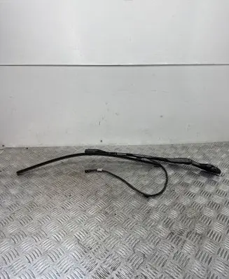 Alfa Romeo Stelvio Windshield/front glass wiper blade 