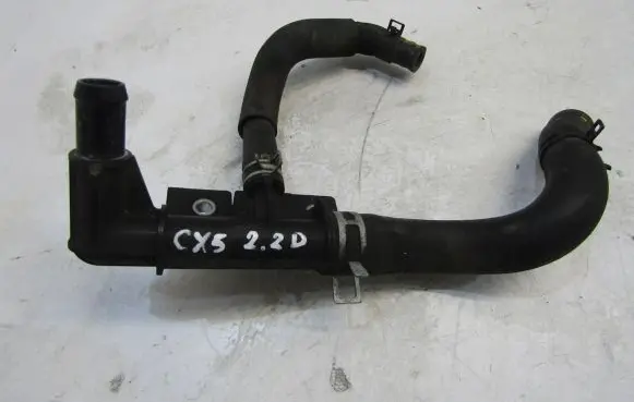 Mazda CX-5 Engine coolant pipe/hose