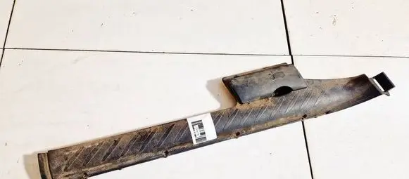 Front sill trim cover