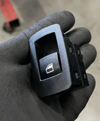 BMW 4 F36 Gran coupe Electric window control switch 9208106 L2B4841