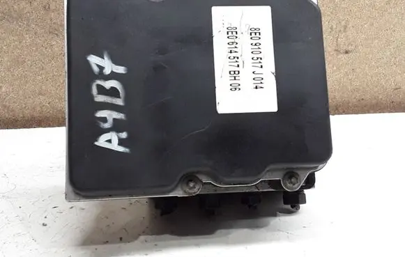 Audi A4 S4 B7 8E 8H ABS Pump 8E0910517J 8E0614517BH