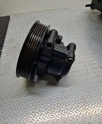 Ford Mondeo Mk III Power steering pump 1S7Q3A733AA