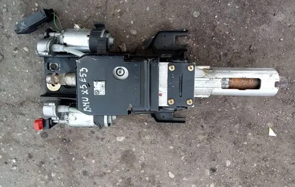 BMW X5 E53 Steering wheel axle 000
