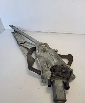 BMW 3 E36 Front window lifting mechanism without motor 1977579