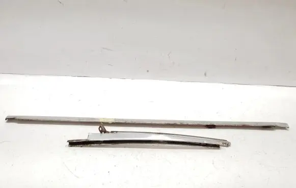 Mercedes-Benz COMPAKT W115 Other rear door trim element 