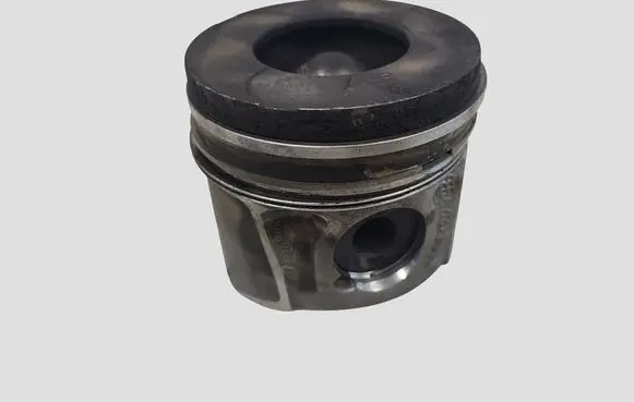 Ford S-MAX Piston