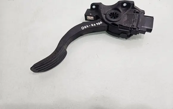 Volvo S80 Accelerator throttle pedal 31329058