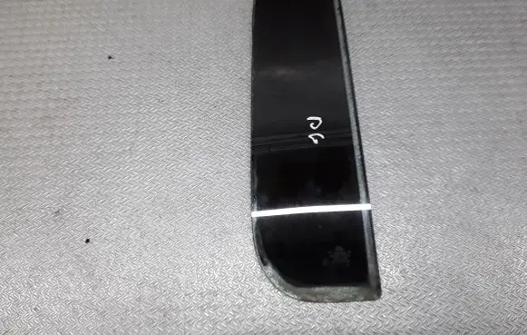 Rear vent window glass
