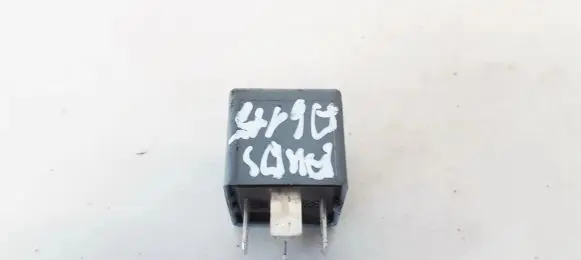 Audi A4 S4 B5 8D Other relay 8D0951253A V23134-B52-X301