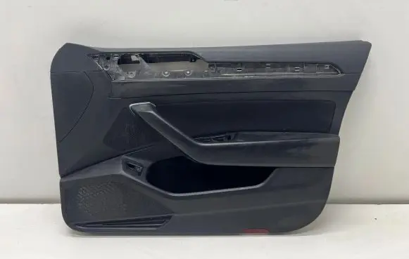 Volkswagen PASSAT B8 Front door card panel trim
