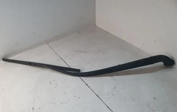 Mazda CX-3 Front wiper blade arm 24436