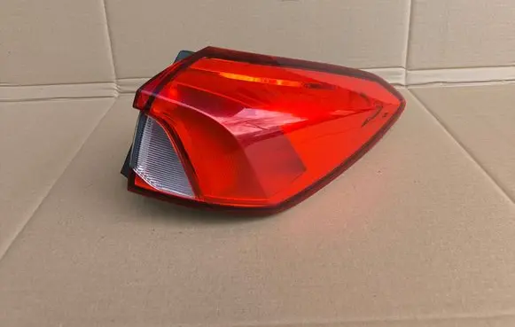 Ford Focus Rear/tail lights JX7B13404EC