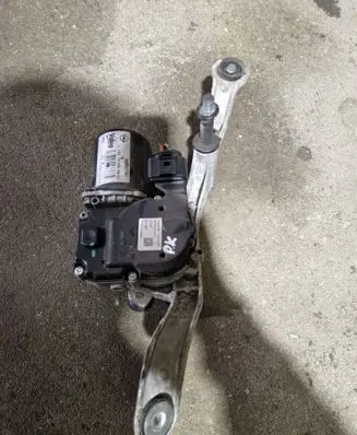Opel Zafira C Wiper motor W000027367 566000273675