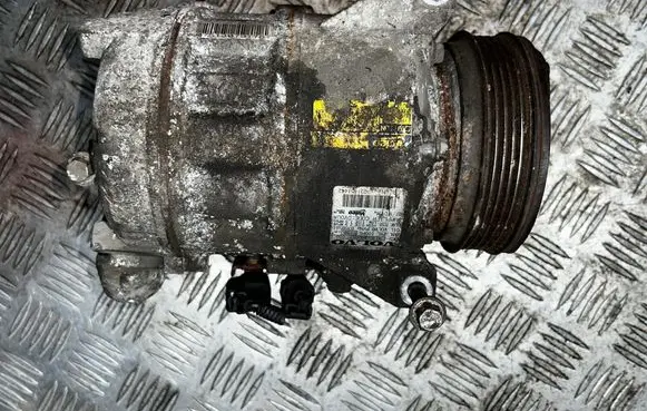 Volvo XC60 Air conditioning (A/C) compressor (pump) 36001373 8708581 Z0005702D