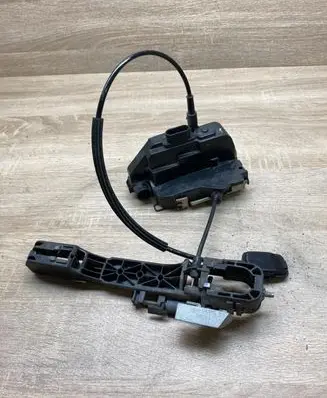 Nissan Primera Front door lock 050020 PRIMERADOORLOCK
