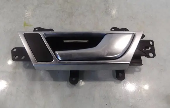 Audi A6 S6 C6 4F Front door interior handle 4F0837020B