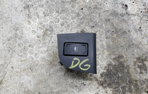 Skoda Octavia Mk3 (5E) Electric window control switch 5E0959855 1002153801S