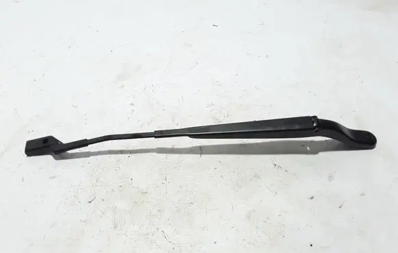 Peugeot 2008 II Front wiper blade arm 9822931680