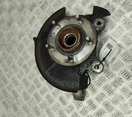Chrysler Voyager Front wheel hub 04743579AB