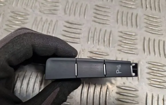Volkswagen Golf VII Parking (PDC) sensor switch 5G1927238E