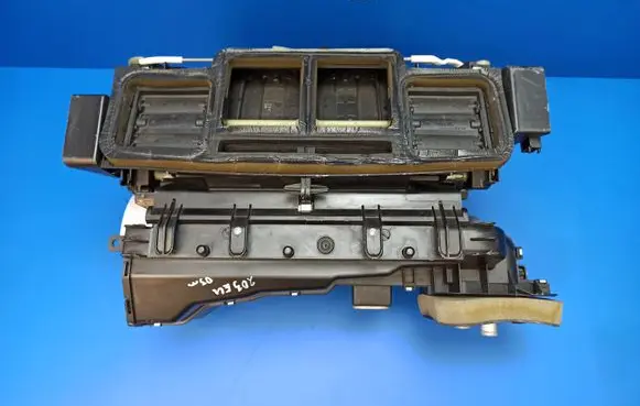 Mercedes-Benz C W203 Interior heater climate box assembly 9400932 9400352 9400933