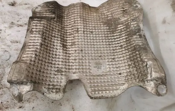 Land Rover Evoque I Heat shield in engine bay CGPBA 6H529C141AC