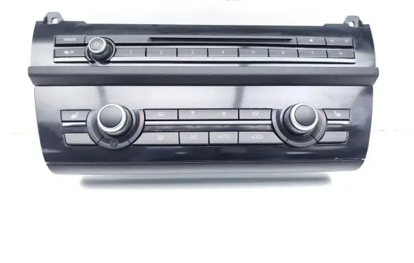 BMW 5 F10 F11 Climate control unit 6824203