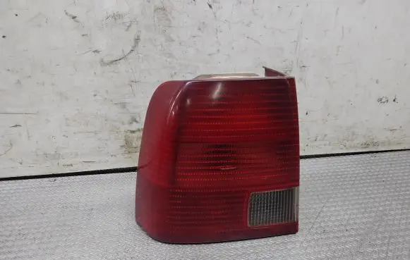 Volkswagen PASSAT B5 Rear/tail lights 3B5945095F