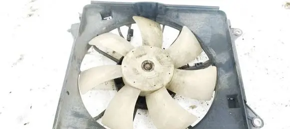 Honda Insight Radiator cooling fan shroud 
