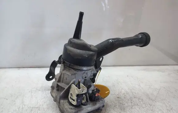 Peugeot 308 SW Power steering pump 9670700380