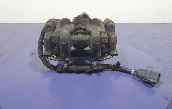Ford Mondeo MK I Rear brake caliper DG9C2D251A