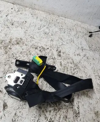 Volkswagen Phaeton Front seatbelt 560976601