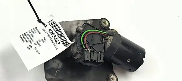 Volvo S40, V40 Front wiper linkage and motor 039024170