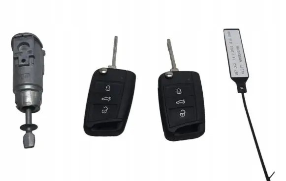 Volkswagen Polo V 6R Ignition key/card 6N5800375E
