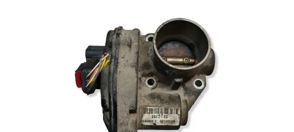 Ford Fusion Throttle valve 2S6UCC