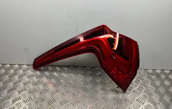 Volvo S90, V90 Rear/tail lights 31656781