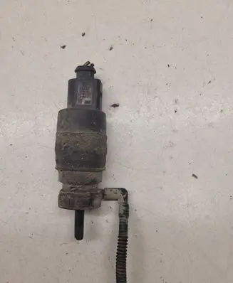 Audi A6 S6 C6 4F Windscreen/windshield washer pump 1J5955651