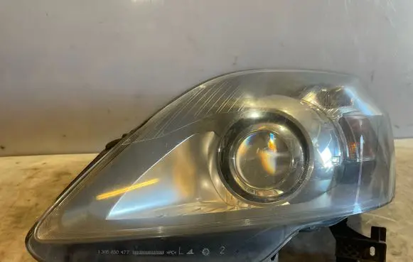 Opel Zafira B Headlight/headlamp 13252470
