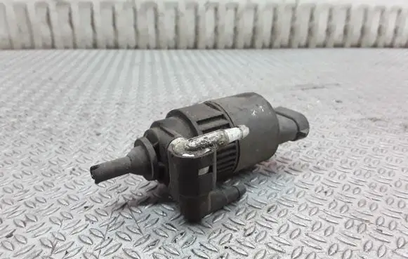 Renault Scenic I Windscreen/windshield washer pump 7700821782
