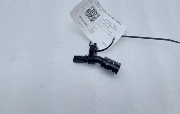 Volkswagen Golf VII ABS brake wheel speed sensor 10071152733