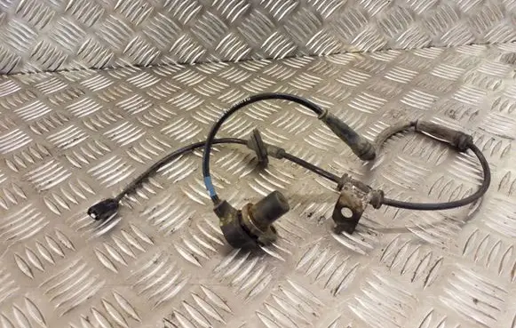 KIA Cerato ABS brake wheel speed sensor 9561026010
