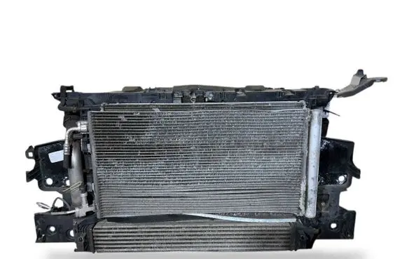 Renault Megane III Radiator set 921100001R M135168 M135272