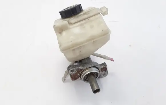 Volvo XC90 Master brake cylinder 8646008