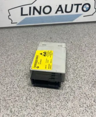 BMW 5 E60 E61 Central console control unit 9169521