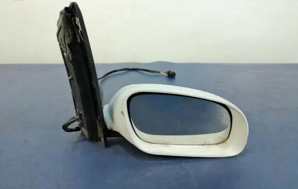 Volkswagen Touran II Front door electric wing mirror 