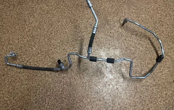 Mini Cooper Countryman R60 Air conditioning (A/C) pipe/hose 9806518